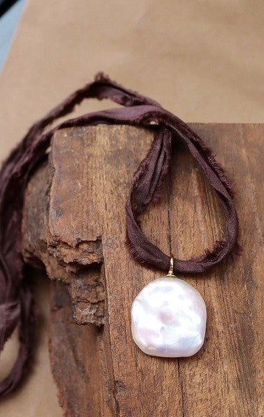 Baroque Rounded Pearl Pendant