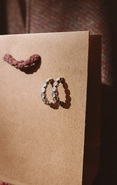 Pendientes But grandes de diamantes y plata