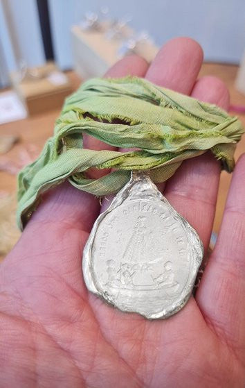 V. de la Caridad del Cobre Colgante - Plata