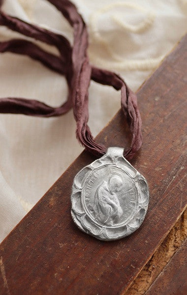 San Francisco de Asís Colgante - Plata