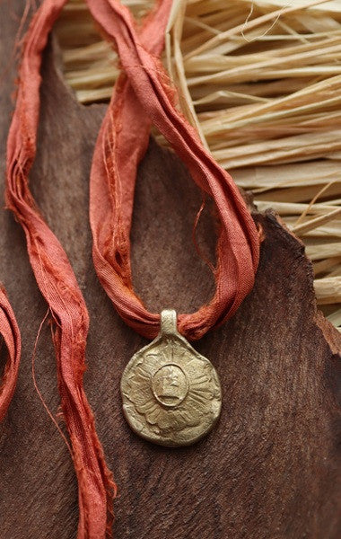 Virgen de la Fuensanta Pendant - Gilded Brass