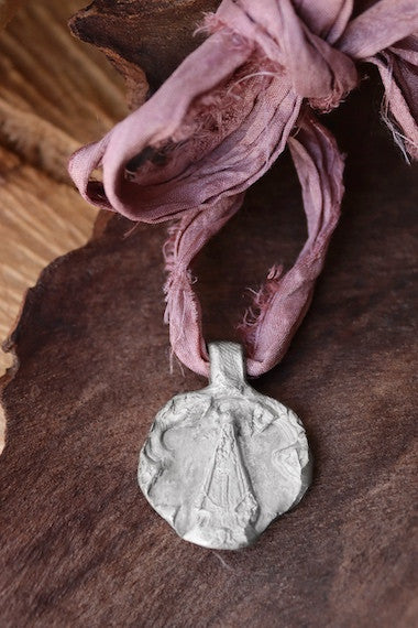 Begoña Virgin Pendant - Silver