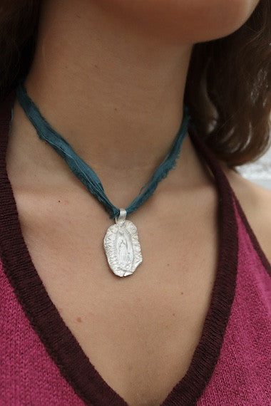 Virgen Guadalupana Colgante - Plata