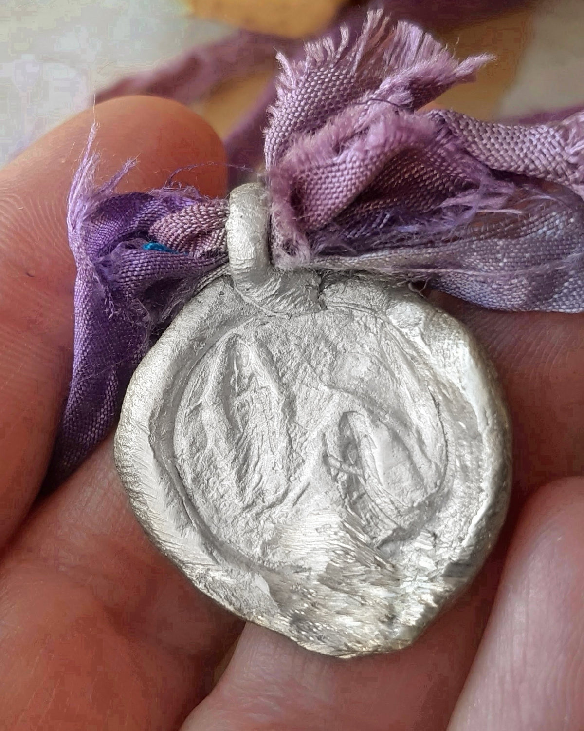 Virgen de Lourdes Colgante - Plata