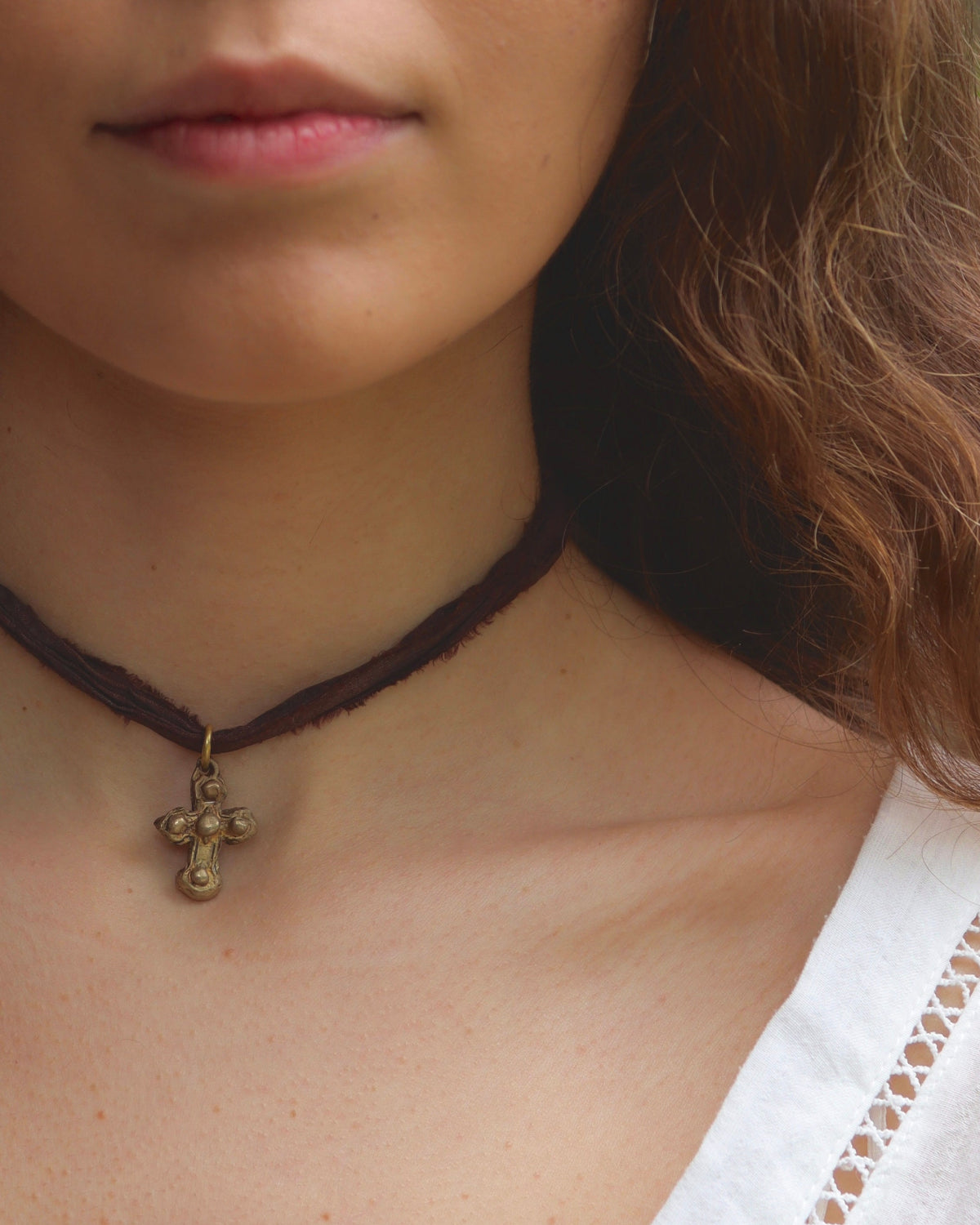 Baroque Pendant Cross - gold-colored brass