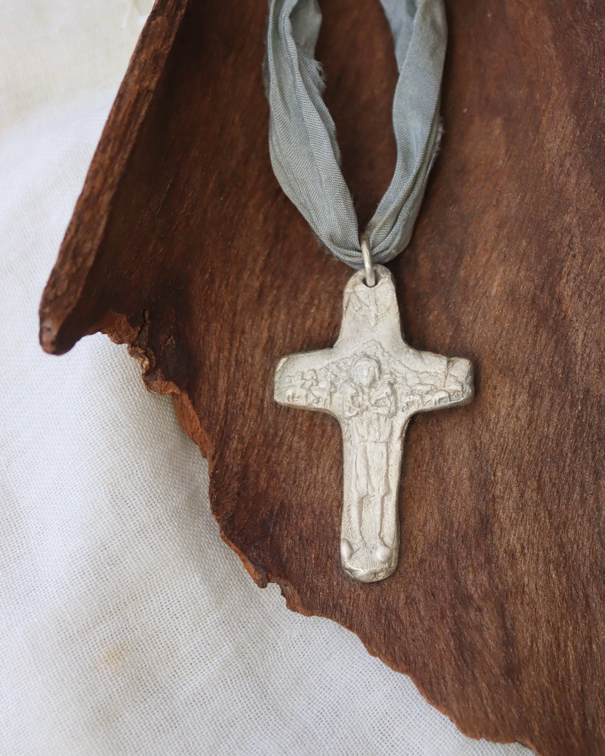 Cruz del Papa Francisco Colgante - Plata