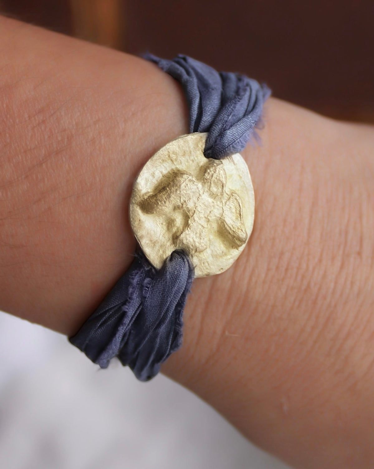 Holy Spirit Bracelet - Gold-plated brass