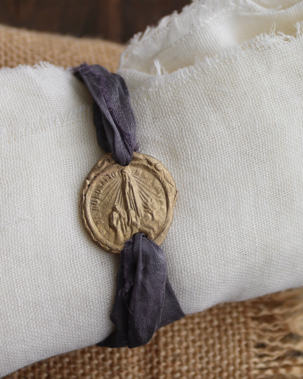 Virgen de Fátima Pulsera - Latón dorado