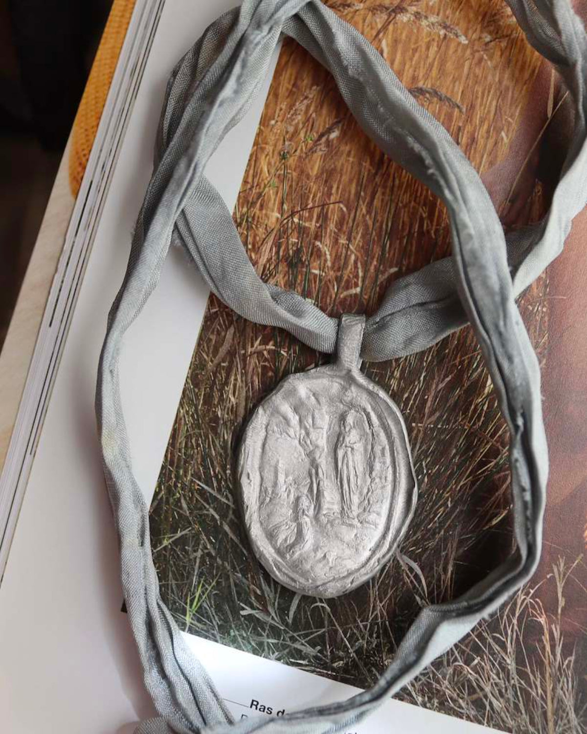 Virgen de Lourdes Colgante - Plata