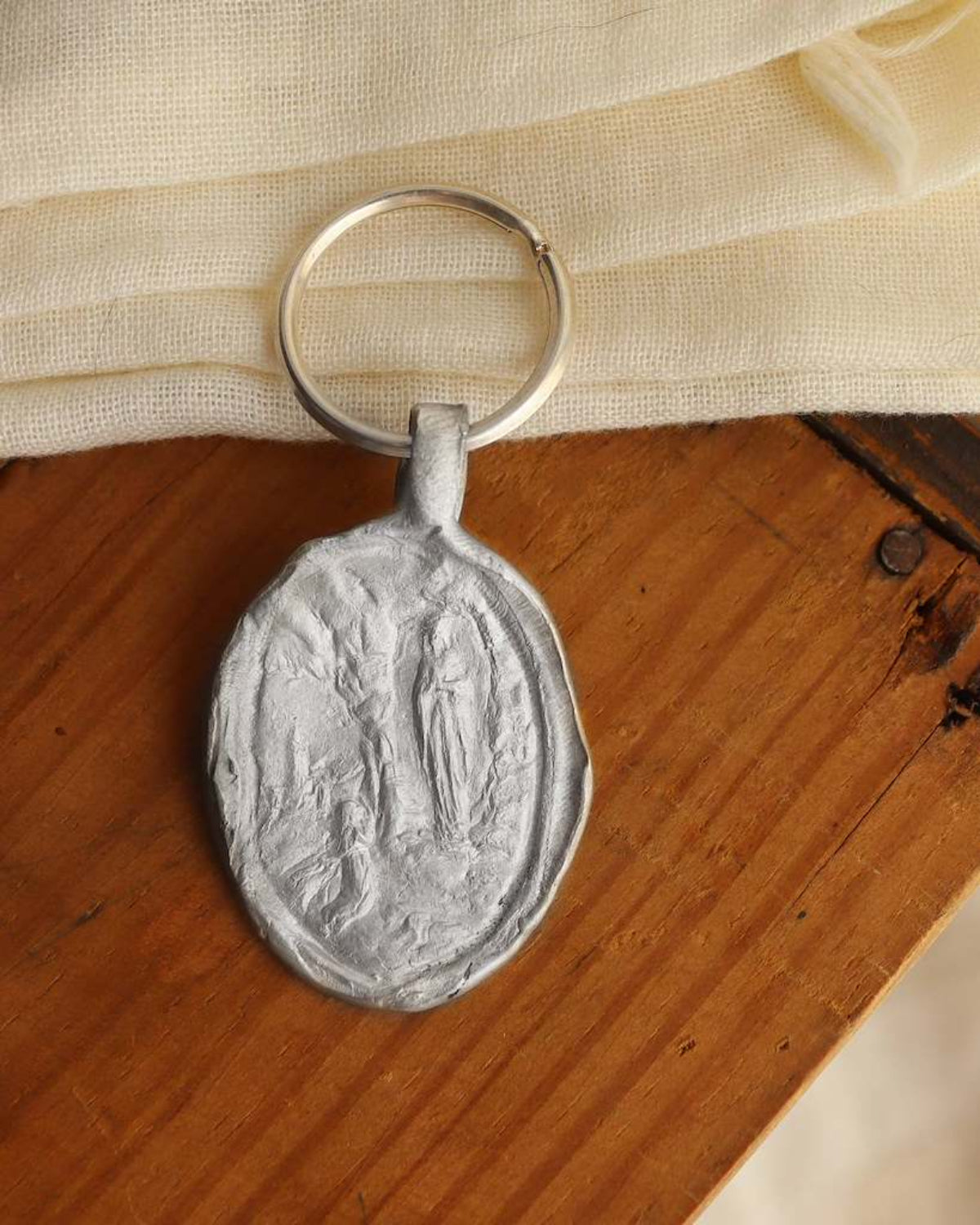 Virgen de Lourdes Llavero - Plata