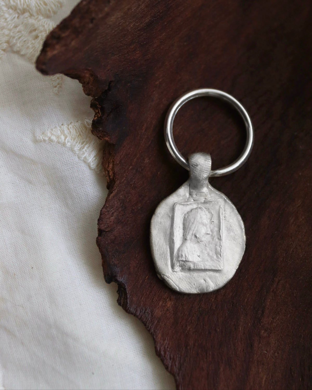 Virgen de Montserrat Llavero - Plata