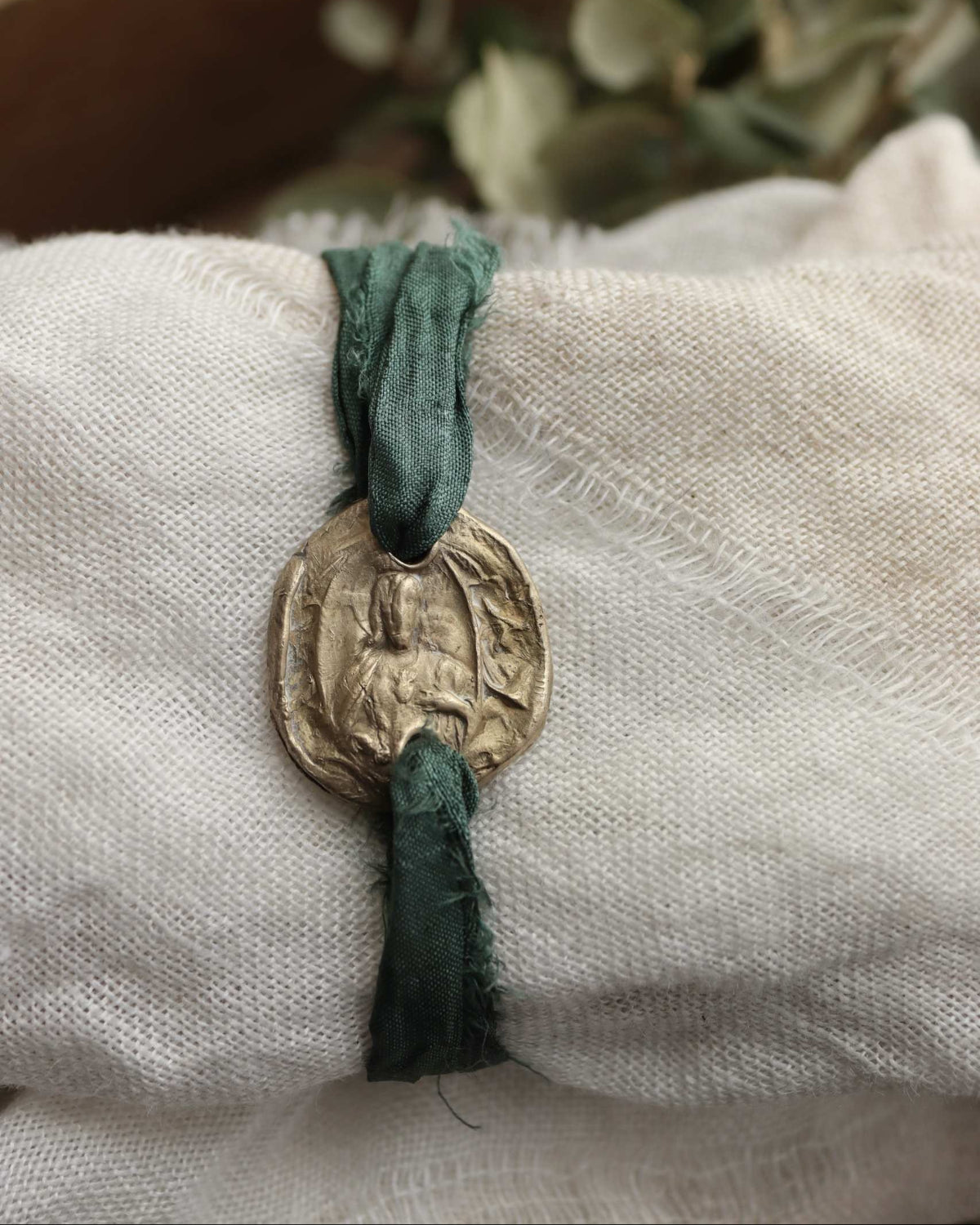 Sagrado Corazón Pulsera - Latón dorado