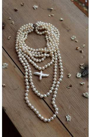Collar de perlas en cascada