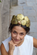 Corna sol en latón. Hecha artesanalmente en España por Sandra Bellew.