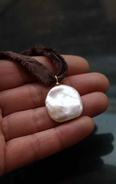 Baroque Rounded Pearl Pendant