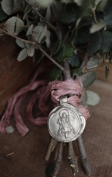 Virgen de la Paz Ramo - Plata