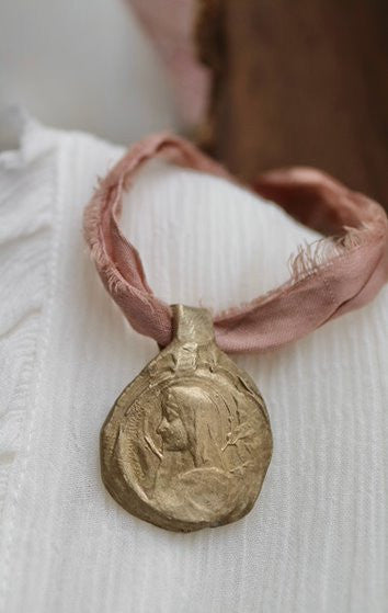 Virgin of Lourdes Pendant - Gilded brass