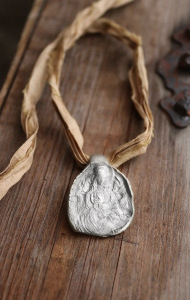 Virgen con Niño Colgante - Plata