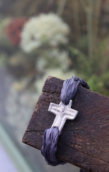 Cruz Sencilla Pulsera - Plata