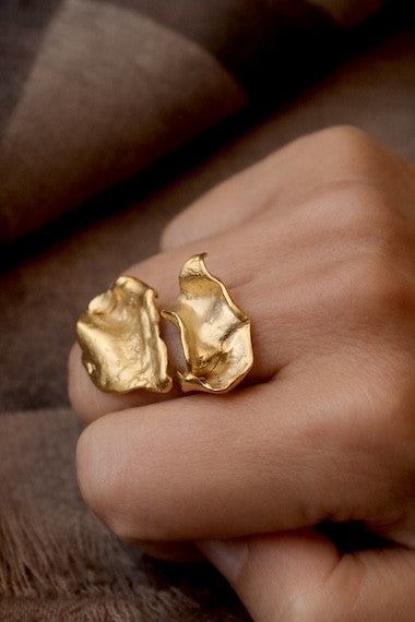 Pine Ring - Gold