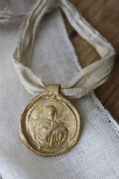 Medalla colgante latón tamaño M