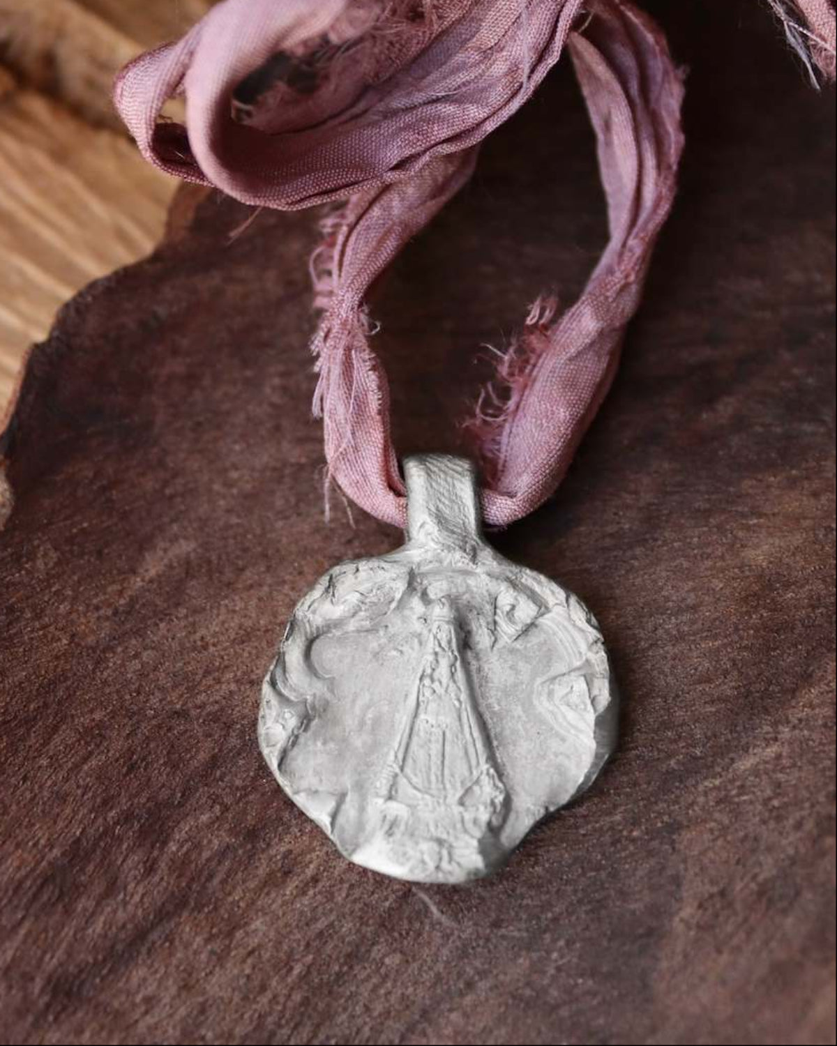 Virgen de Begoña Colgante - Plata