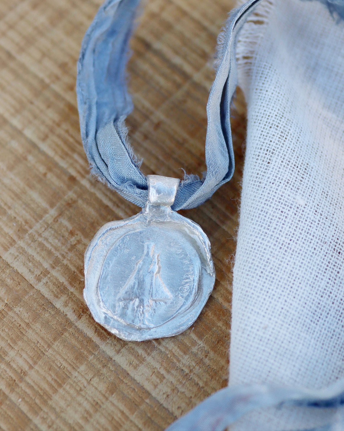 Virgen de Covadonga Colgante - Plata