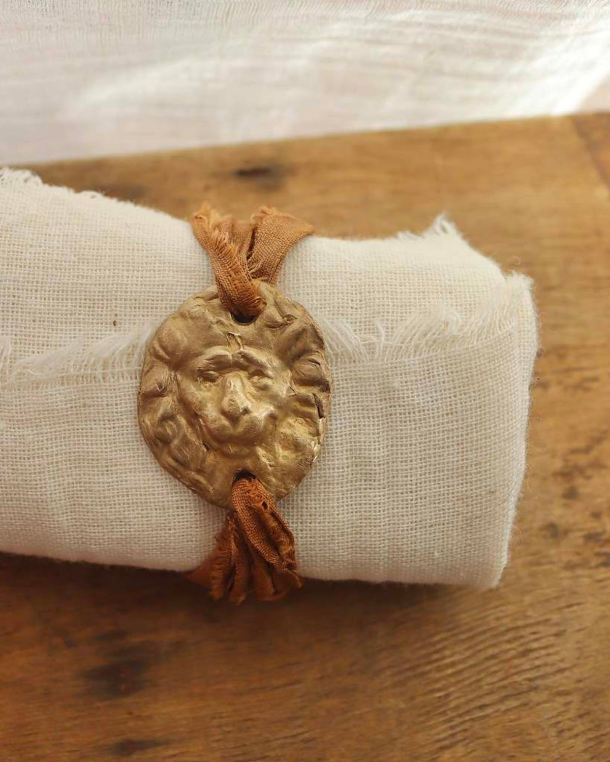 León Pulsera - Latón dorado