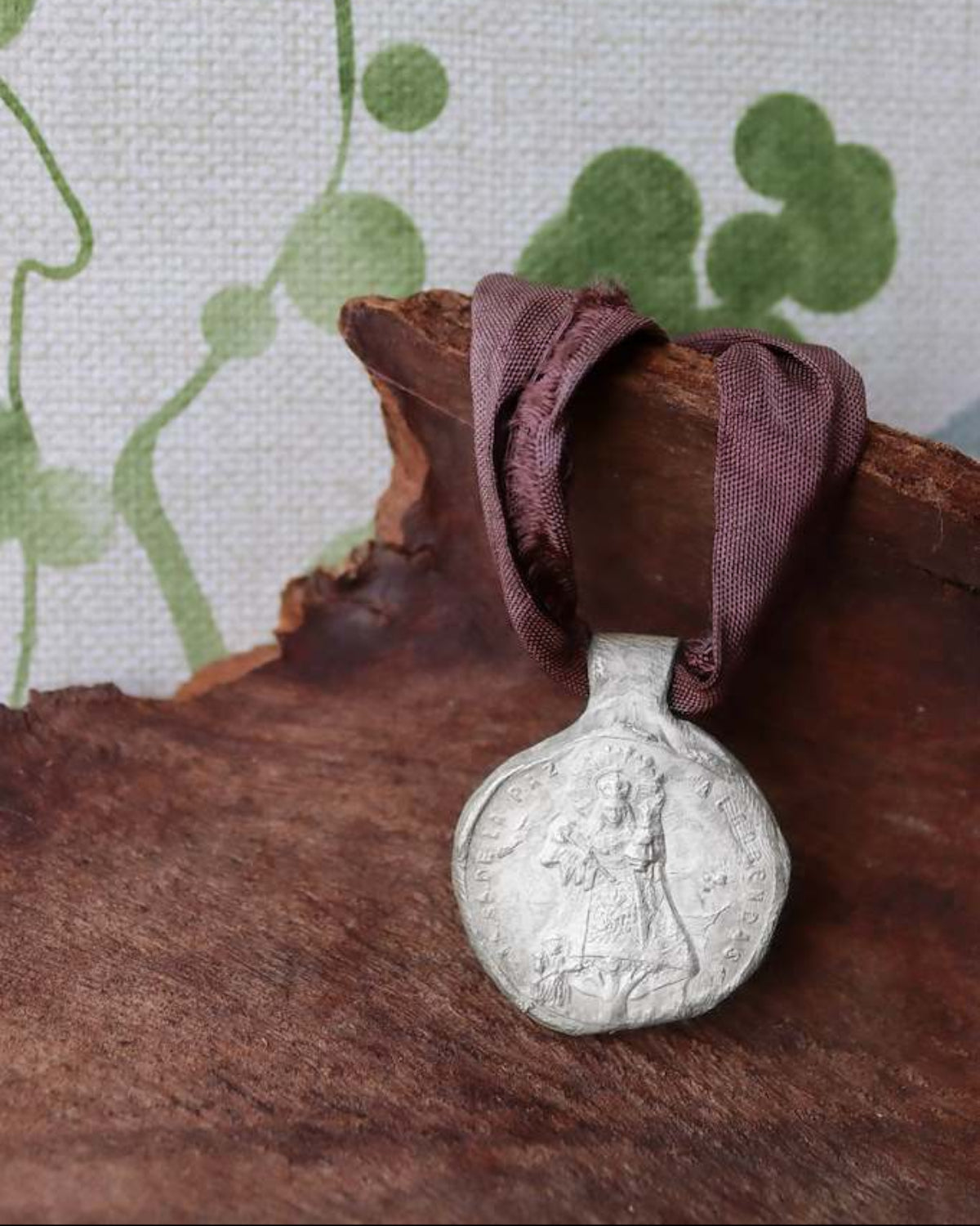 Virgen de la Paz Colgante - Plata