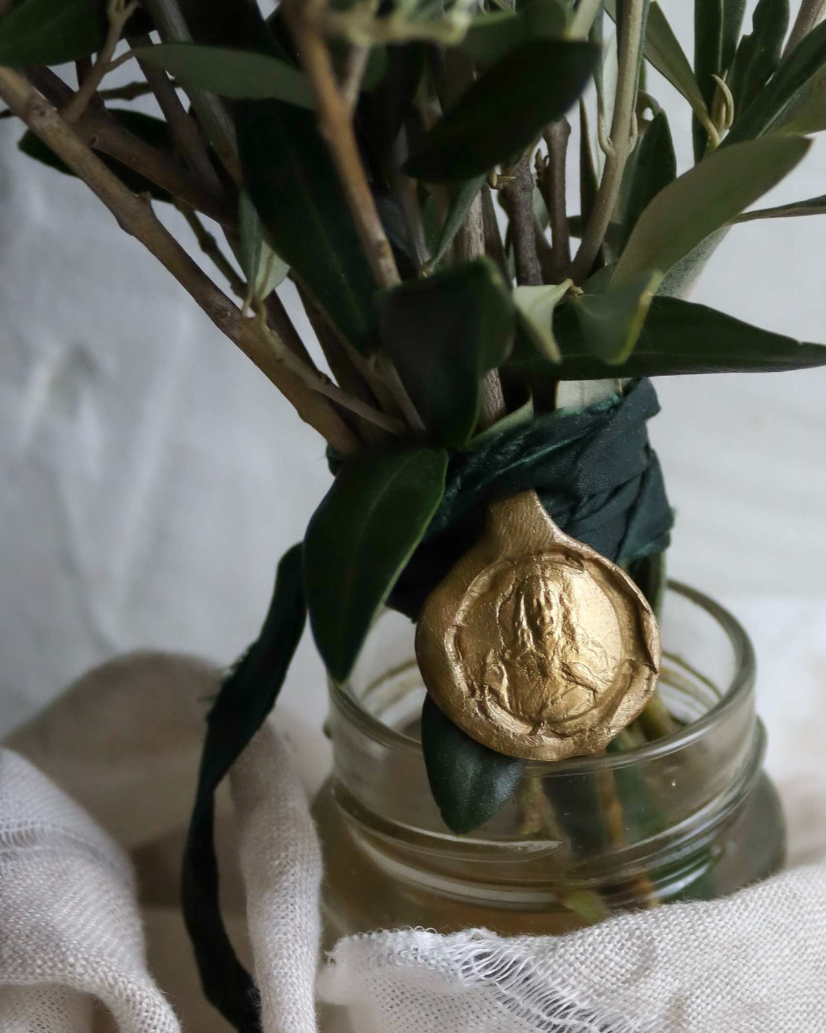 Sagrado Corazón Ramo - Latón dorado