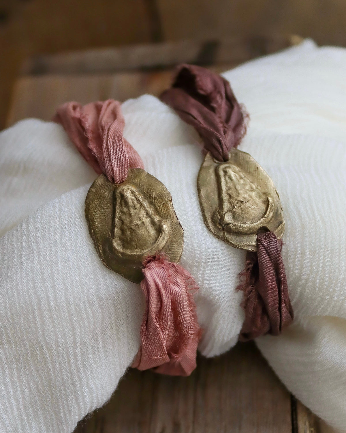 Virgen del Rocío Bracelet - Gold-plated brass