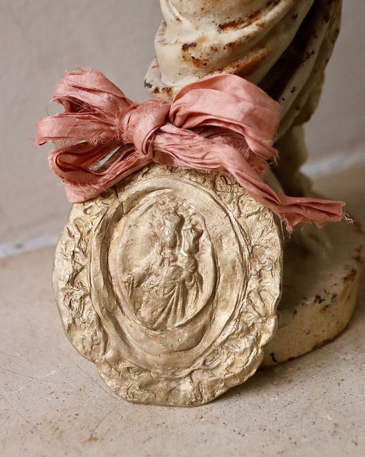 Miraculous Virgin Cradle - Gilded Brass