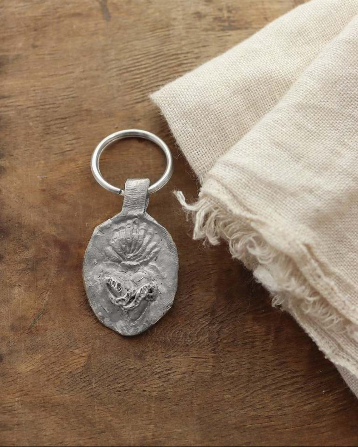 Sagrado Corazón de Jesús Llavero - Plata