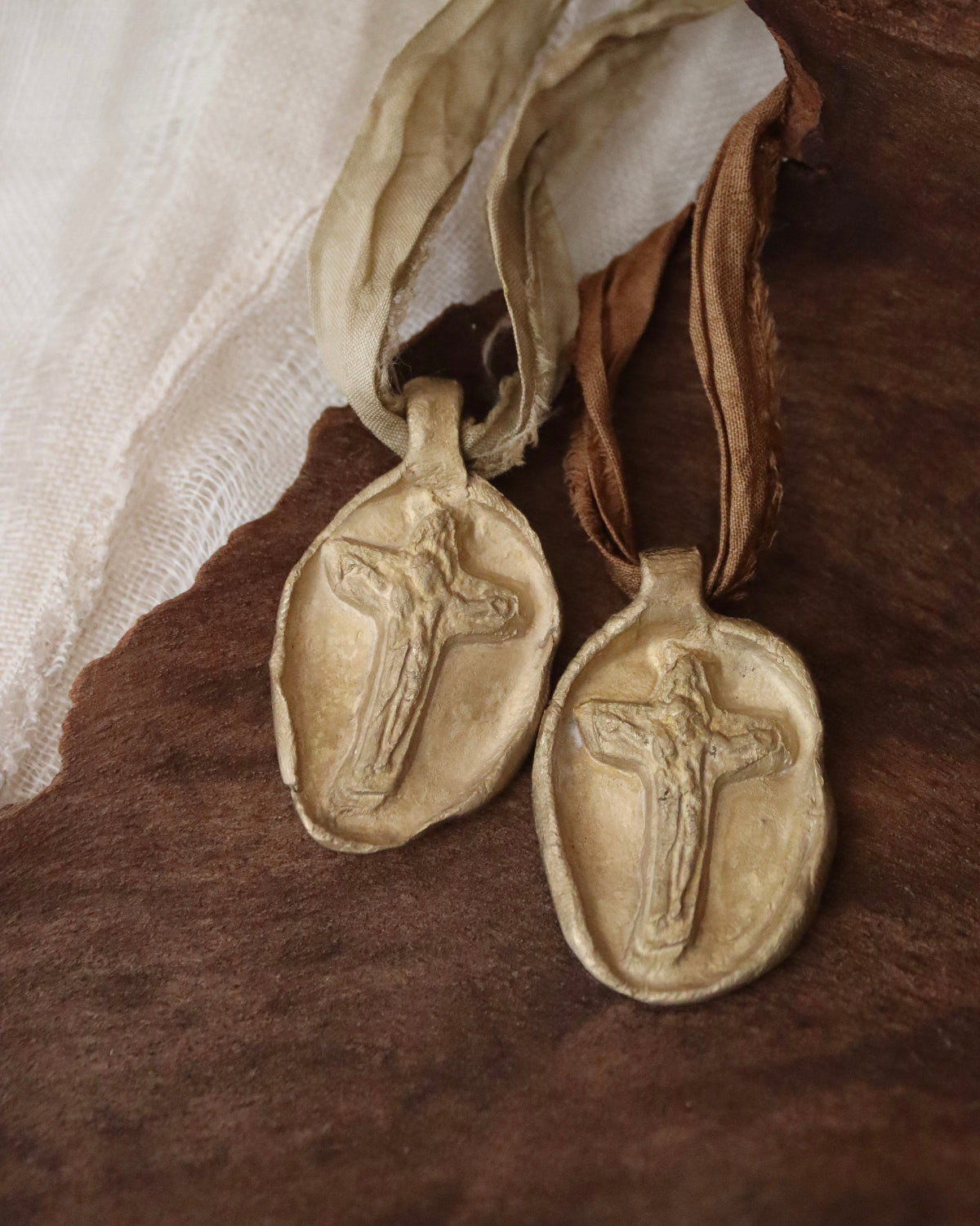 Cruz Schoenstatt Colgante - Latón dorado